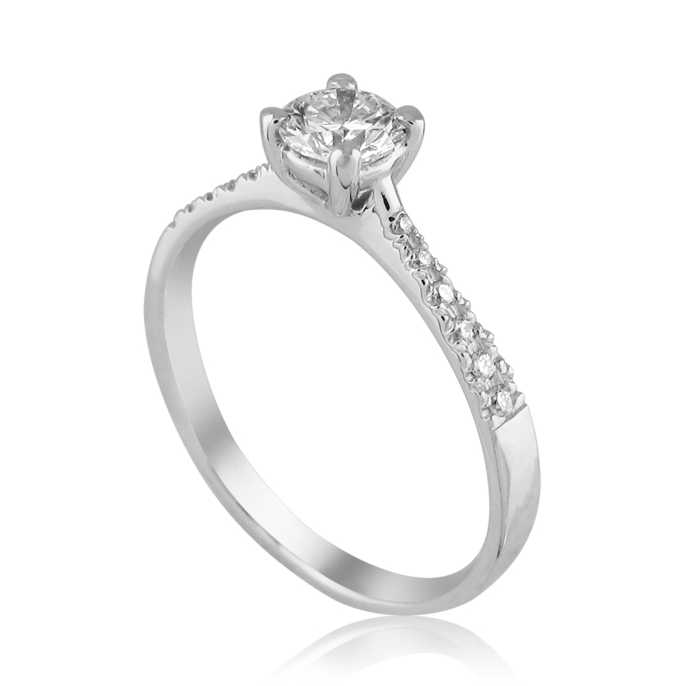 Exclusive & Classy Engagement Ring