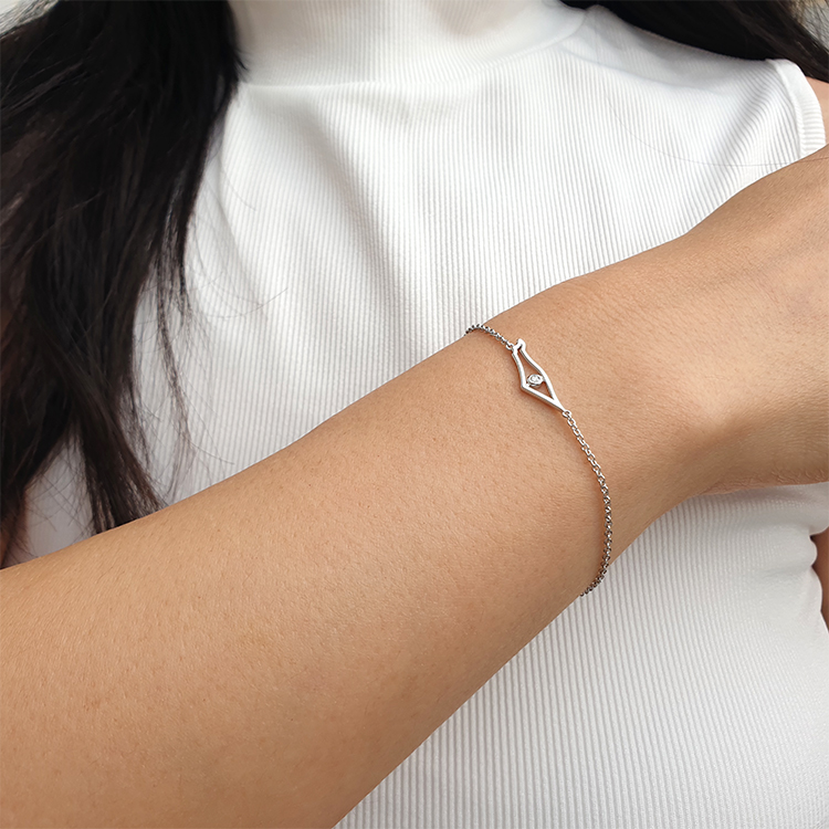 Additional image of Israel Map Bracelet - Solid Gold and Natural Diamond