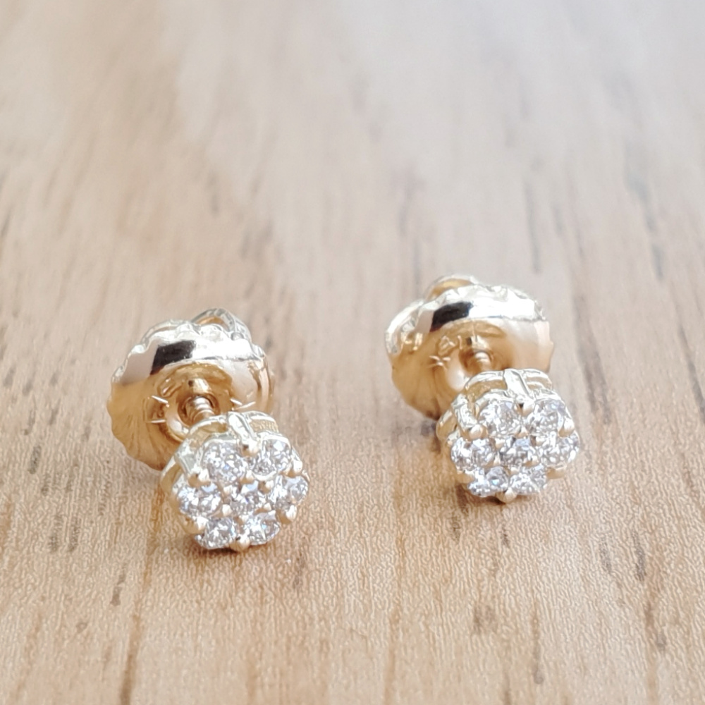 0.14ct Diamond Stud Earrings