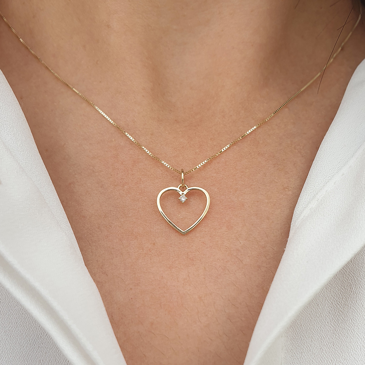 14K Gold Heart Pendant Set With a Real Diamond