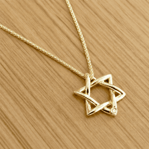 Realistic picture of תליון מגן דוד תלת מימד מזהב אמיתי משובץ יהלום, 1.7סמ
