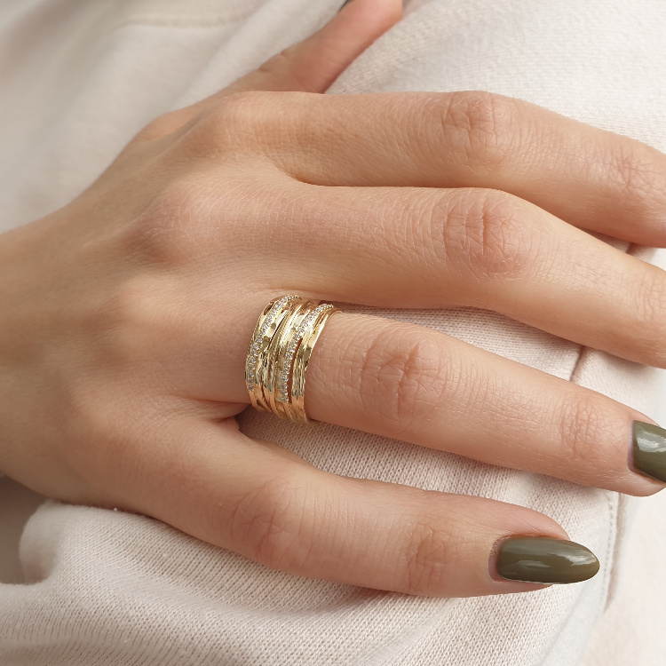 תמונה נוספת של התכשיט טבעת מעוצבת משובצת 40 יהלומים
