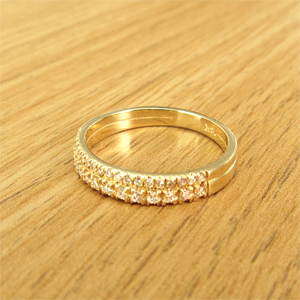 תמונה אמיתית של טבעת חצי נישואין- שתי שורות  
