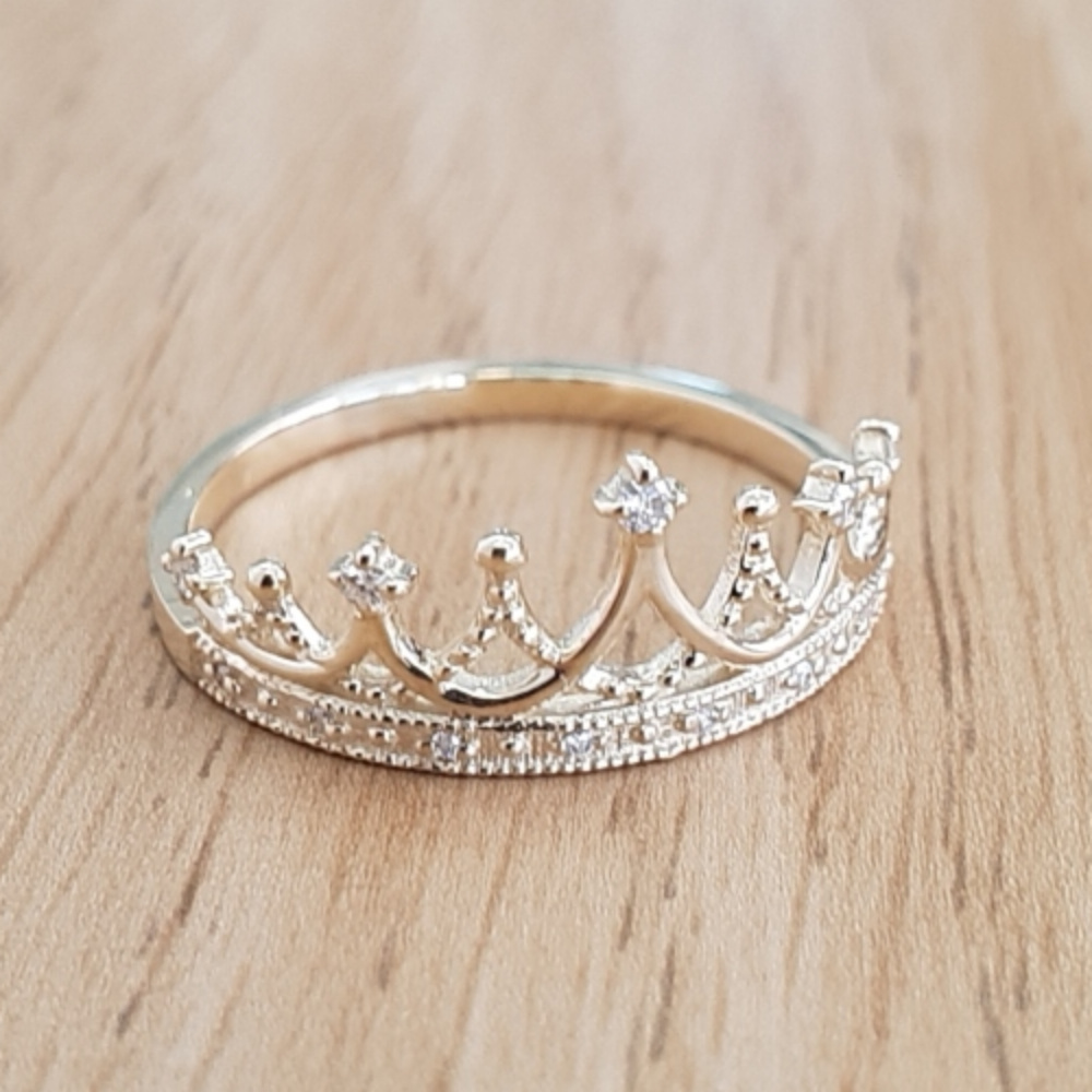 14k Gold Diamond Crown Ring