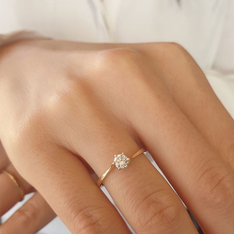 Additional image of 0.35ct Twist Style Engagement Ring