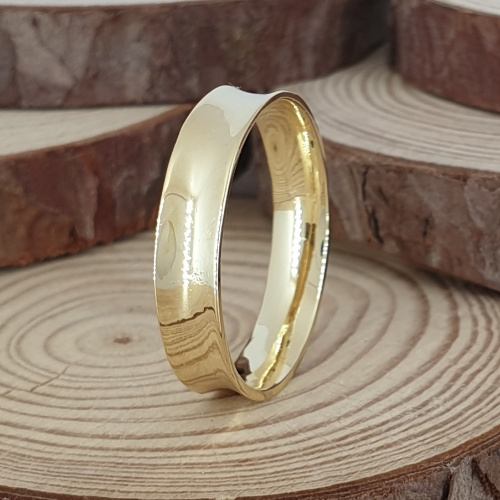 14K Gold Concave Wedding Ring