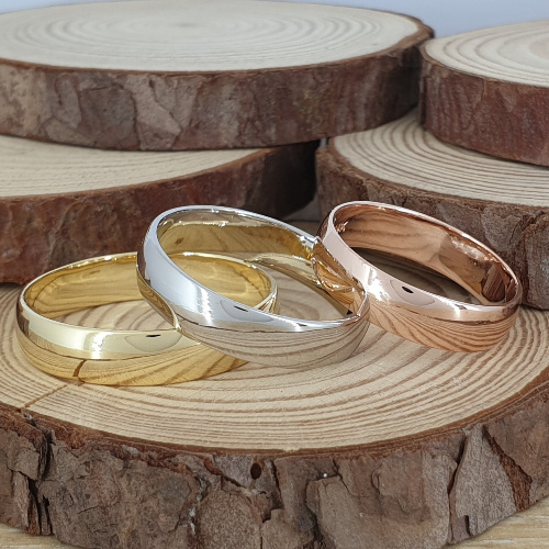 תמונה אמיתית של טבעת נישואין קלאסית ברוחב 5.3ממ