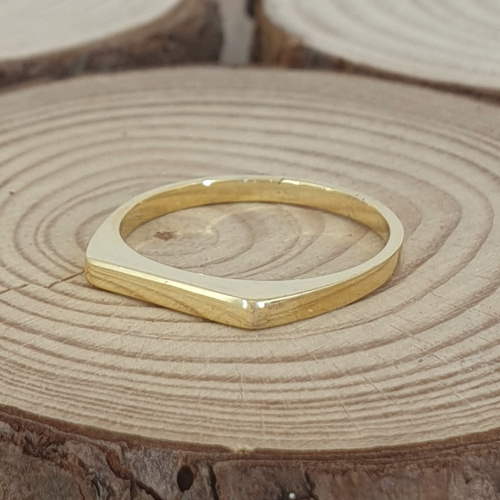 טבעת חותם שטוחה חלקה ודקה עשויה זהב מלא