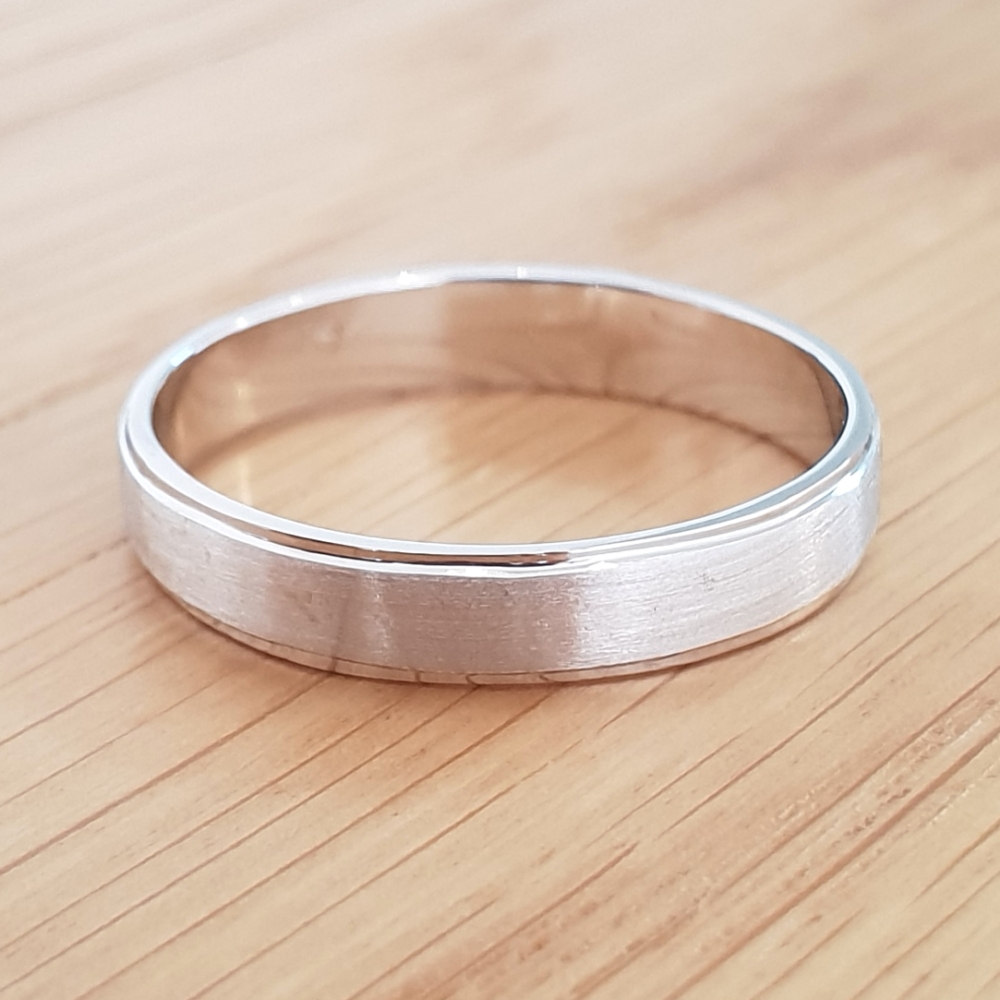 14kt White Gold Brushed & Shiny Classic Wedding Band Ring