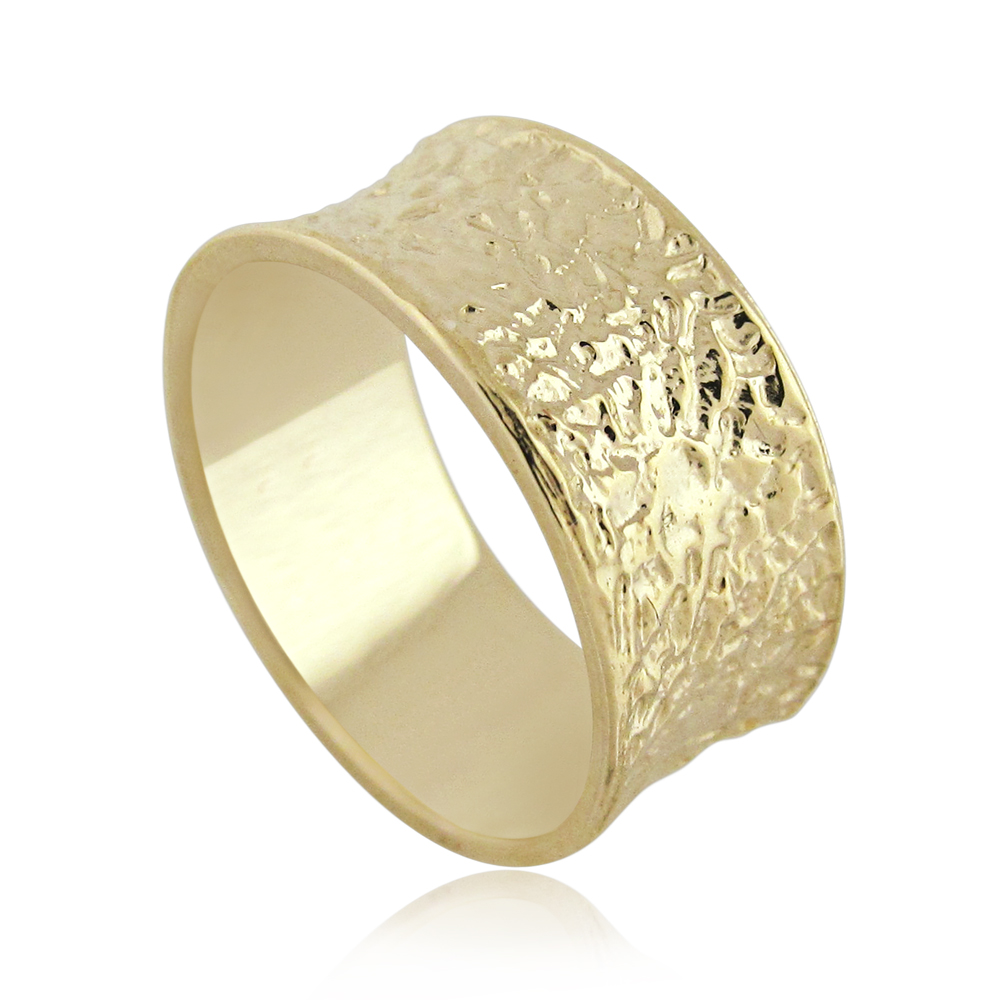 A  wide Yellow gold 14K special design Wedding ring