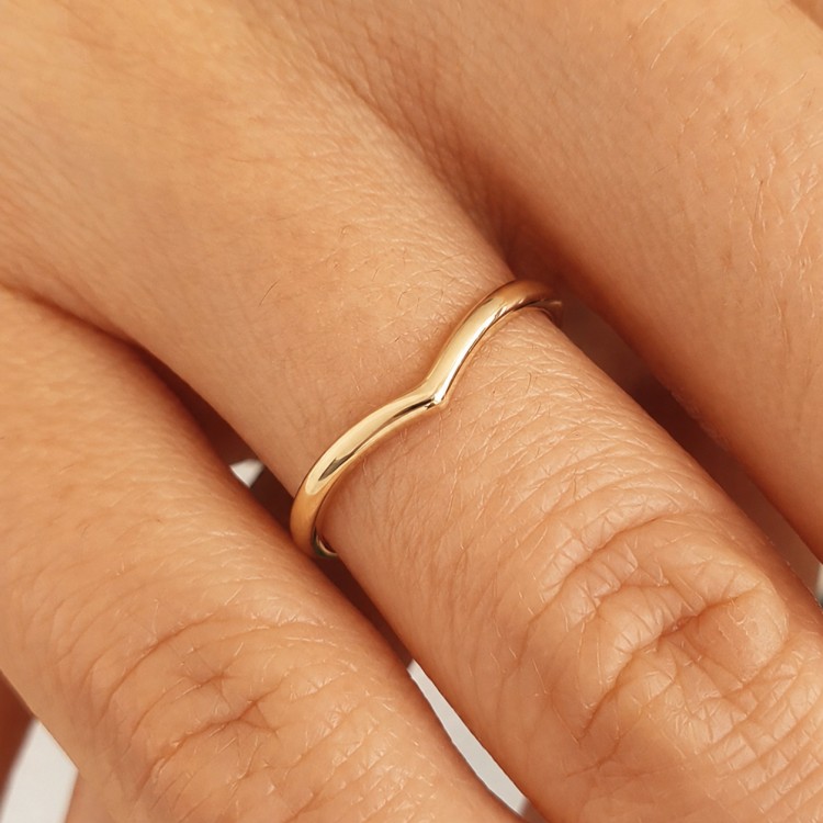 Real Gold V Ring - Delicate Minimalist V-Shaped Ring