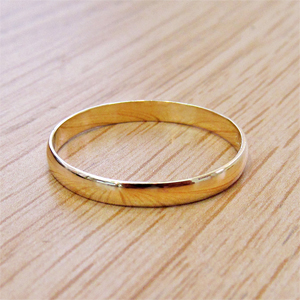 טבעת נישואין קלאסית לגבר ולאישה במחיר מיוחד