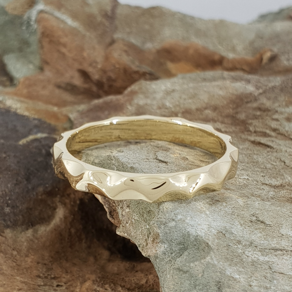 Realistic picture of Wedding Ring
